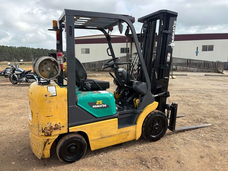 2005-komatsu-fg25st-14-image-3