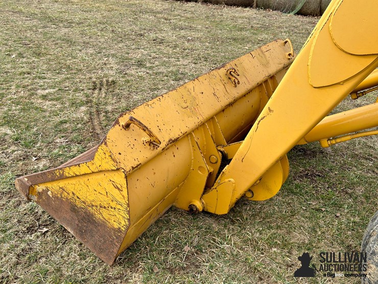 1979-deere-310a-image-16