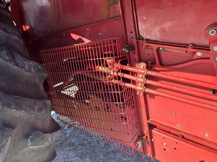 1994-case-ih-1666-image-59