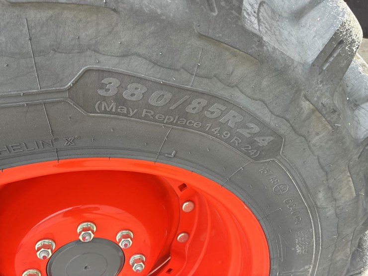 2024-kubota-m6-131-image-50