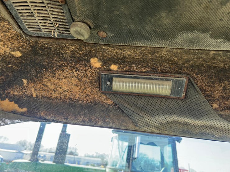 john-deere-4230-image-28