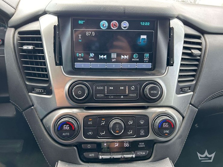 2020-chevrolet-tahoe-image-17