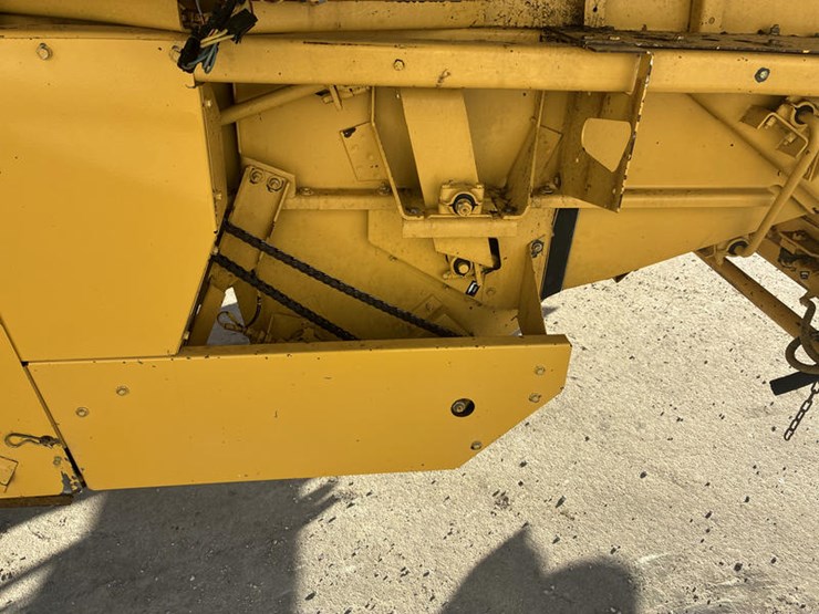 new-holland-tr89-image-54