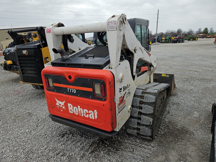 2020-bobcat-t770-image-17
