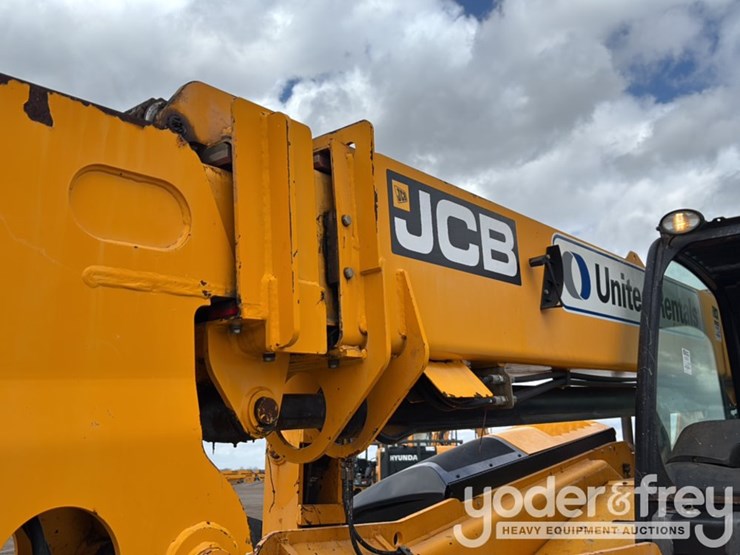 2017-jcb-509-42-image-16