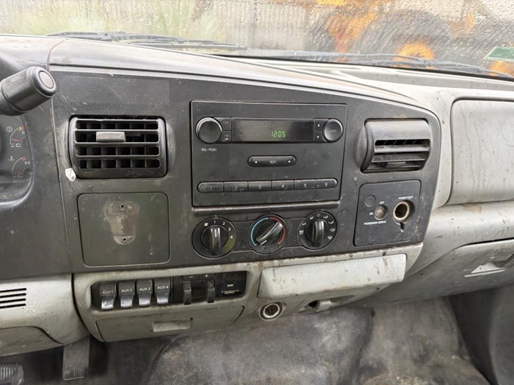 2007-ford-f450-image-14