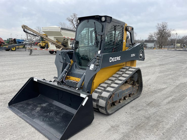 deere-325g-image-3
