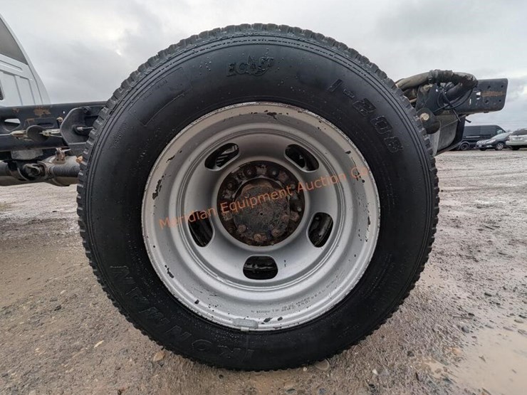 2011-dodge-ram-4500-image-18