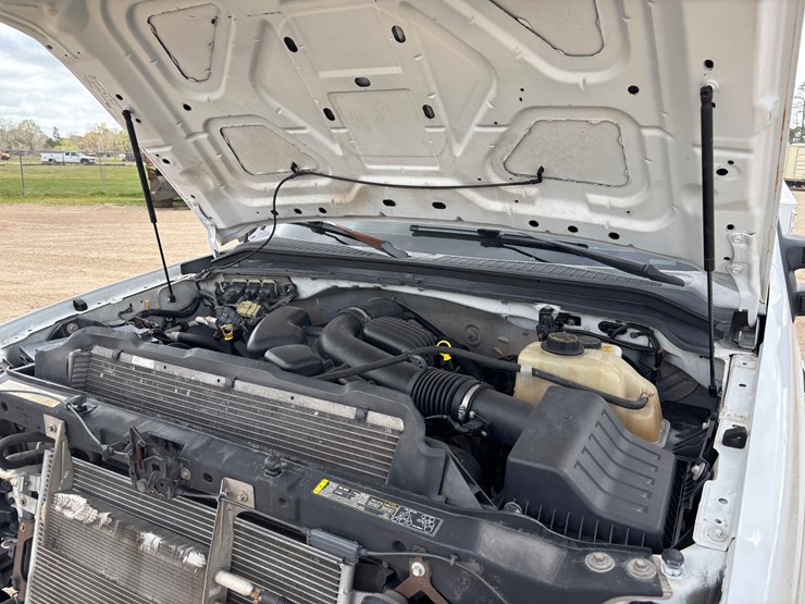 2010-ford-f250-image-13