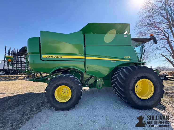 2015-john-deere-s670-image-4