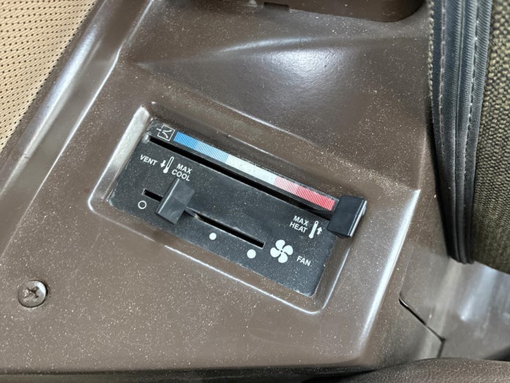 1990-john-deere-9500-image-86