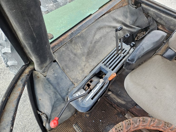 1977-john-deere-4630-image-8