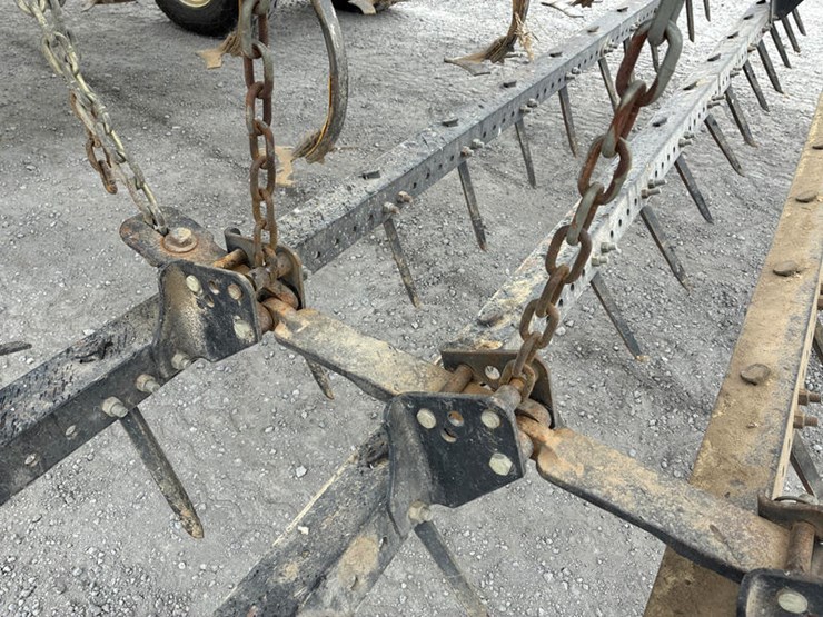 john-deere-2310-image-44