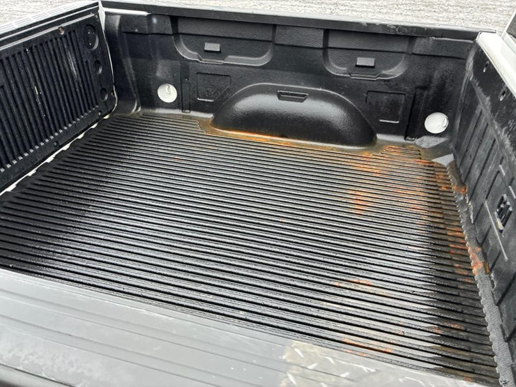 2011-gmc-sierra-1500-image-12