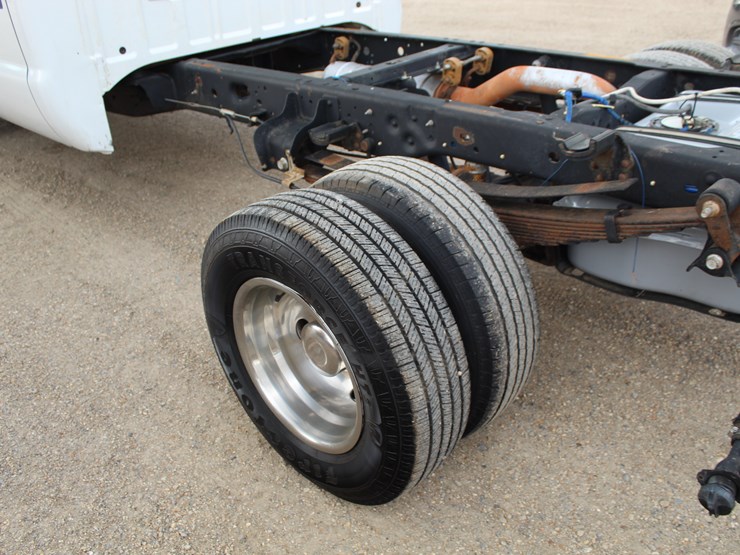 2015-ford-f350-image-5