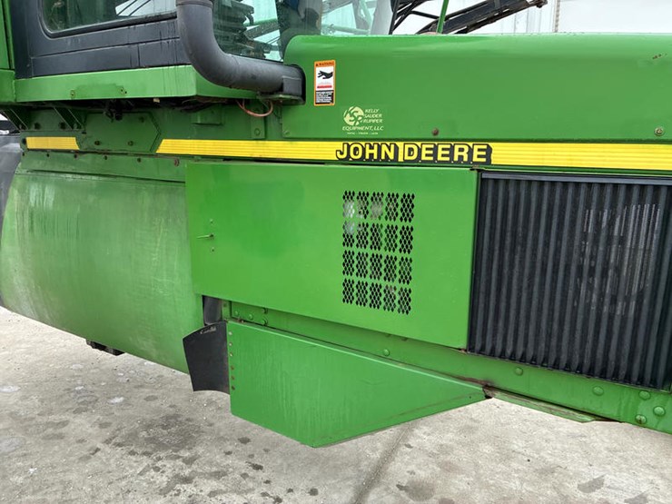 2000-john-deere-6700-image-13
