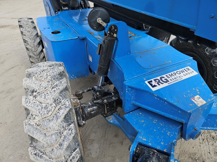 2012-genie-gth1056-image-19