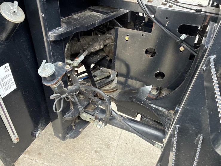 2002-new-holland-tj275-image-32