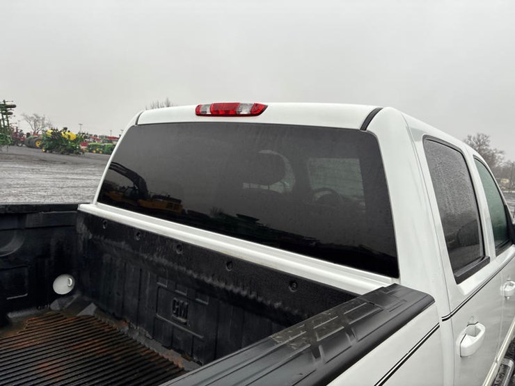 2011-gmc-sierra-1500-image-13