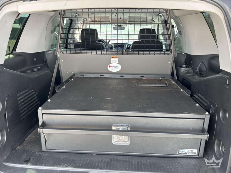 2020-chevrolet-tahoe-image-23