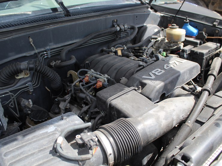 2005-toyota-tundra-image-12