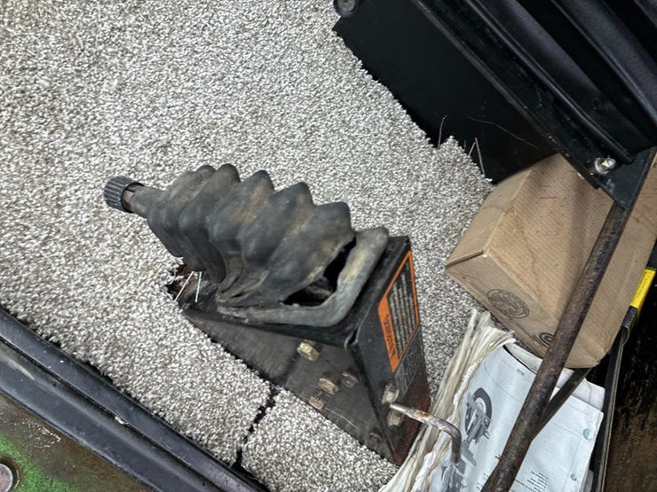 1993-john-deere-6500-image-53