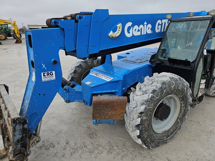 2012-genie-gth1056-image-4