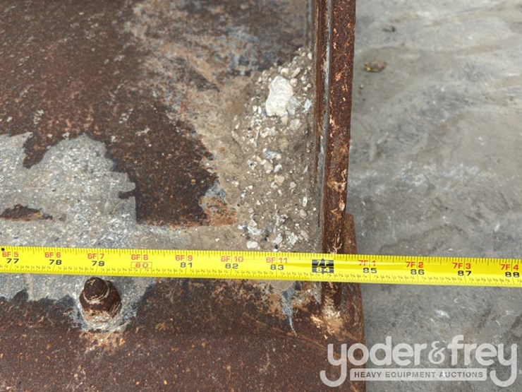 2018-deere-310l-image-12