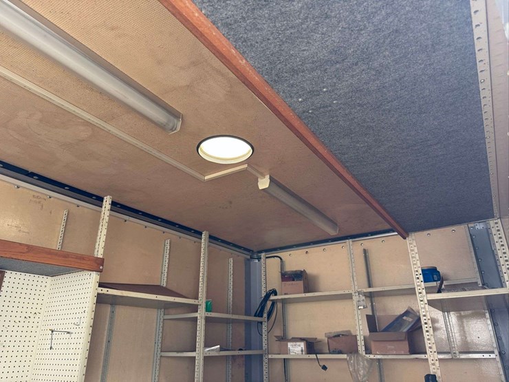 manac-enclosed-tender-trailer-with-2550-gal-tank---35'-long-x-8'-wide-x-8.5'-tall-image-28