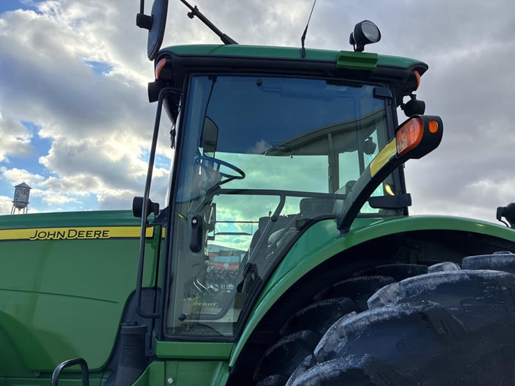 2006-john-deere-8430-image-32