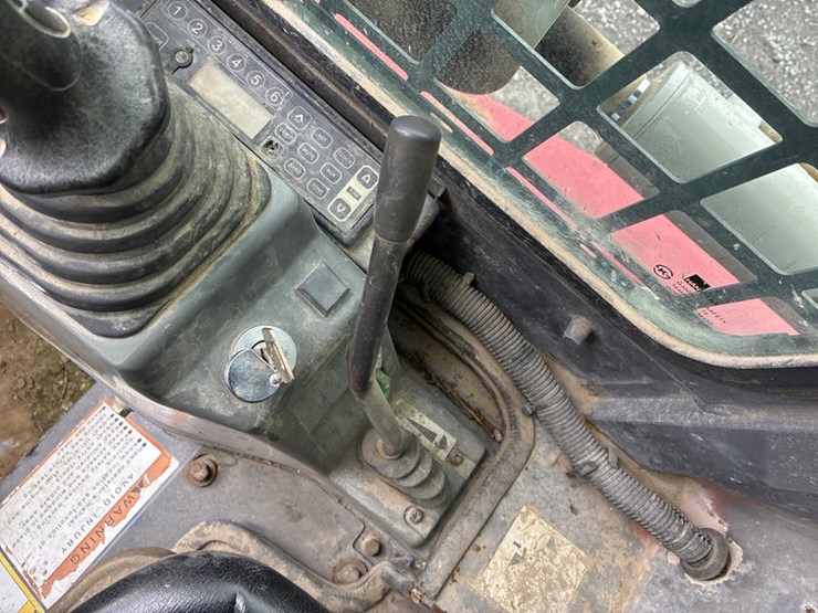 takeuchi-tl250-image-50