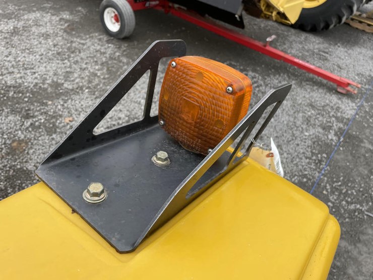 new-holland-996-image-19