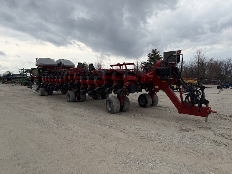 case-ih-1265-image-1