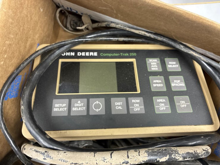 john-deere-1760-image-21