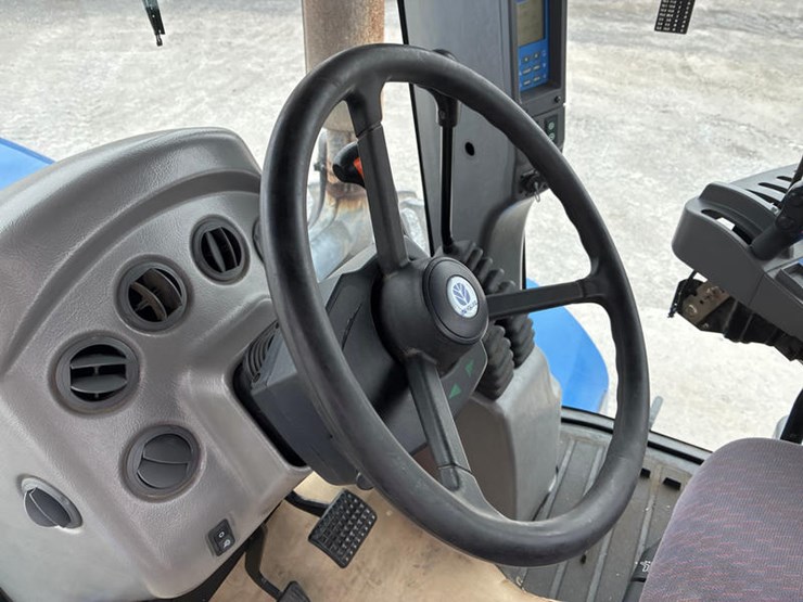 2002-new-holland-tj275-image-59