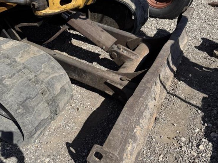 caterpillar-304c-cr-image-5