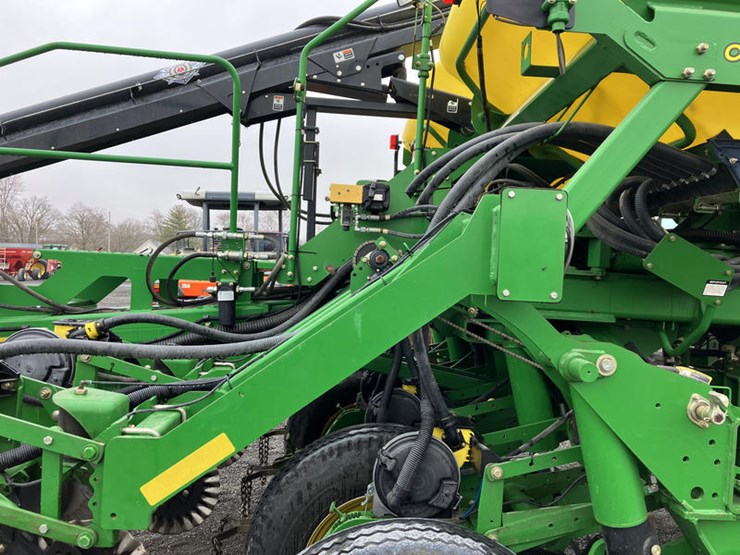 2008-john-deere-1790-image-10