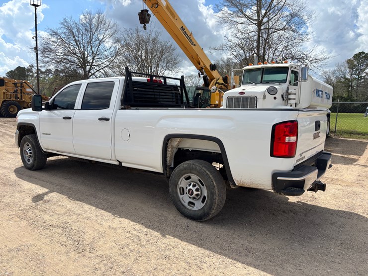 2019-gmc-sierra-2500hd-image-6
