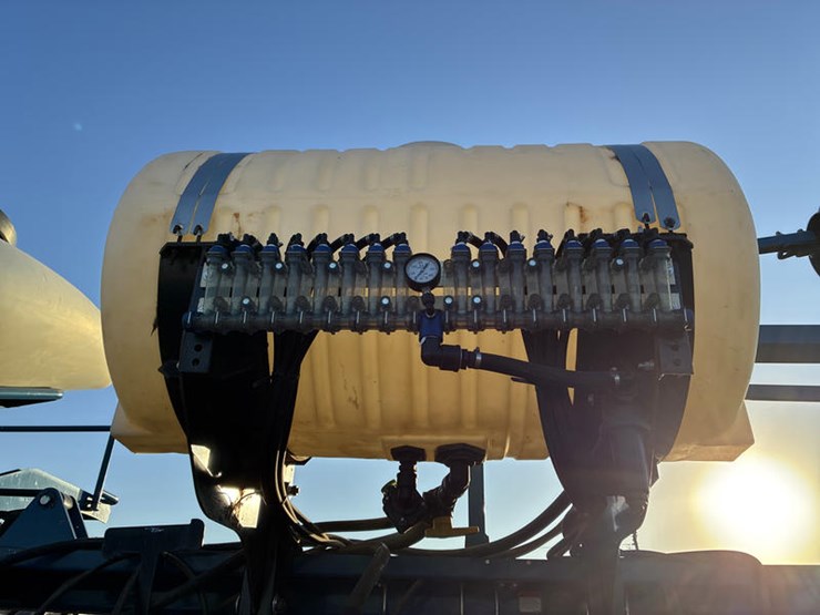 2010-kinze-3660-image-69