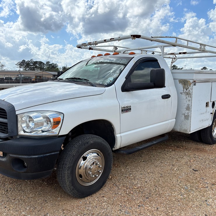 2008 DODGE 3500