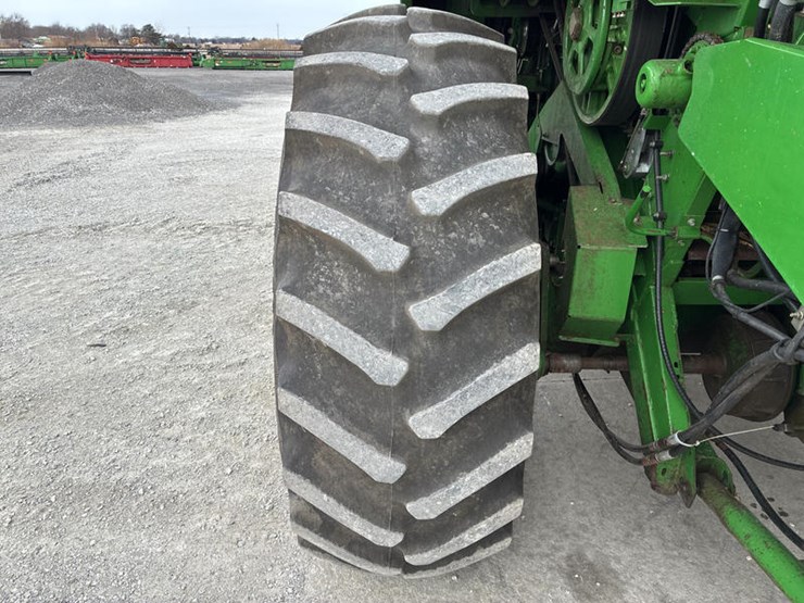 1990-john-deere-9500-image-35