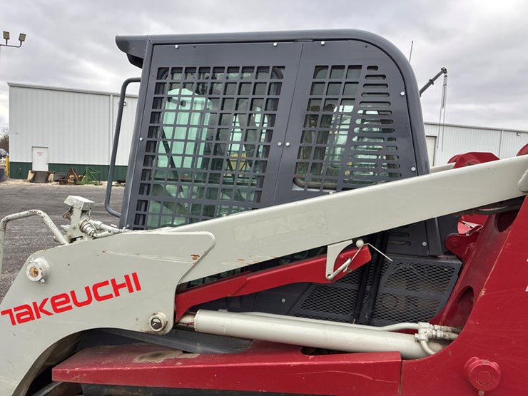 takeuchi-tl250-image-35