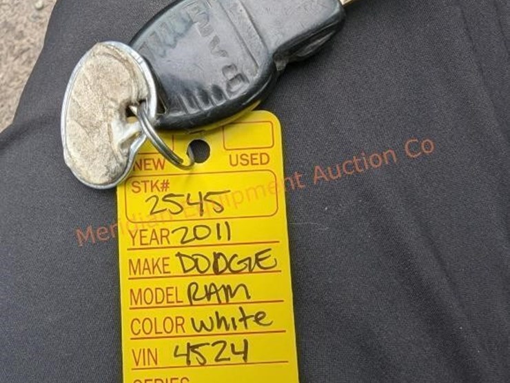 2011-dodge-ram-4500-image-34