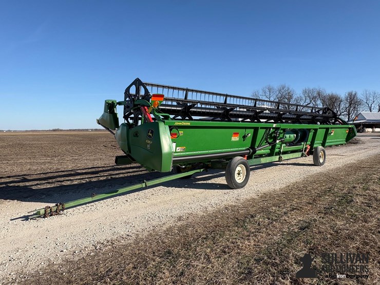 2017-john-deere-635f-image-1