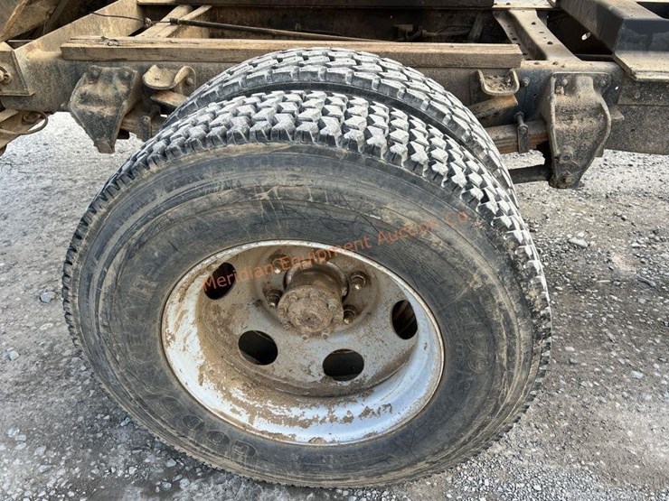 1975-ford-f600-image-19