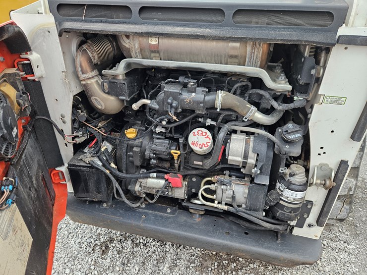 2020-bobcat-t770-image-18