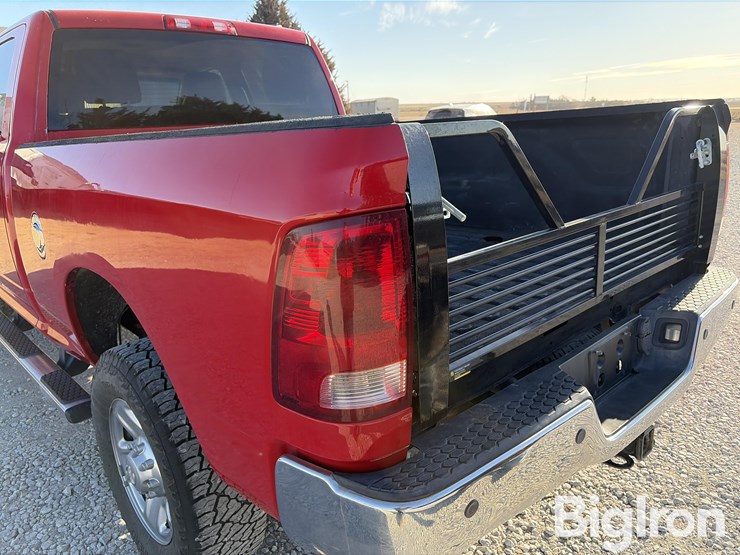 2014-ram-2500-st-image-19