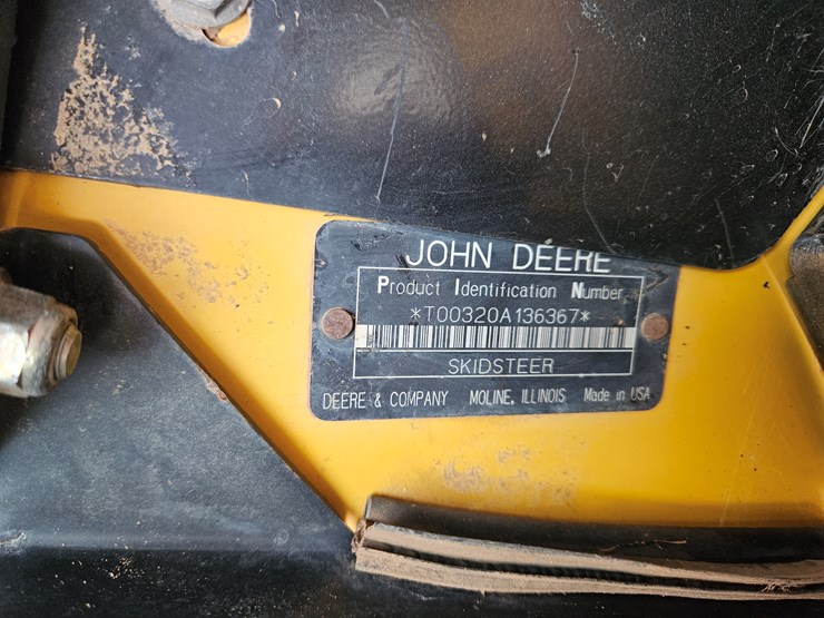 2006-john-deere-320-image-13