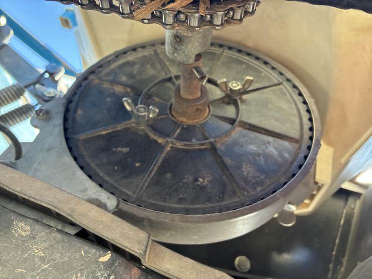 2006-kinze-3600-image-44