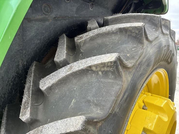 1992-john-deere-4560-image-57